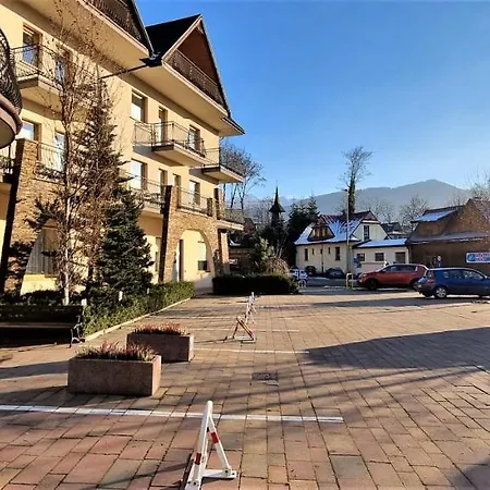 Apartament Kiezmarski Szczyt Gorace Zrodla Apartzakop アパート ザコパネ