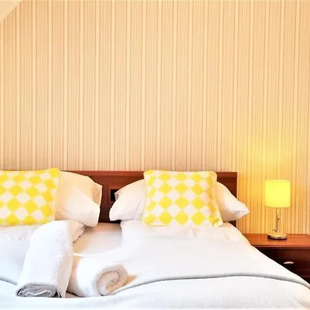Apartament Kiezmarski Szczyt Gorace Zrodla Apartzakop ザコパネ