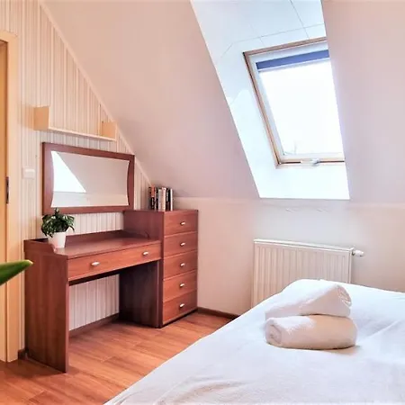 Apartament Kiezmarski Szczyt Gorace Zrodla Apartzakop アパート ザコパネ